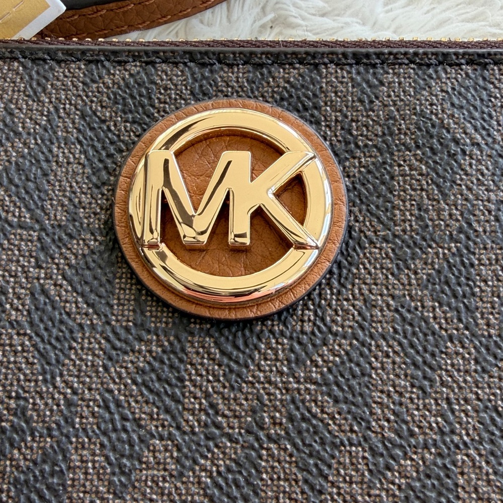 Michael Kors Dark Brown Wristlet with Gold Logo - Picture 2 of 11